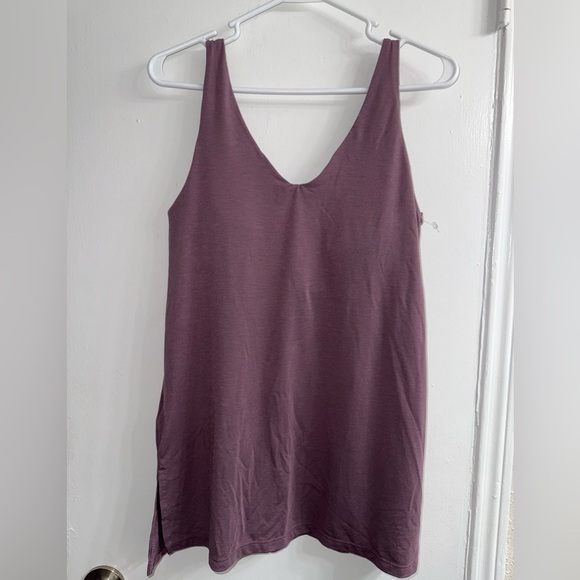 Athleta essence support tank size M - Picture 5 of 10